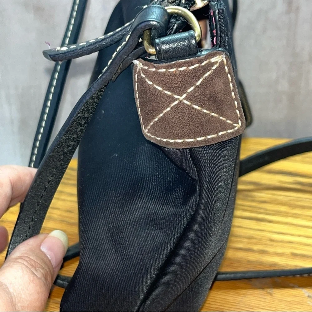 DOONEY & BOURKE Black Nylon Leather Trim Crossbody Purse Gold Charm Duck Logo